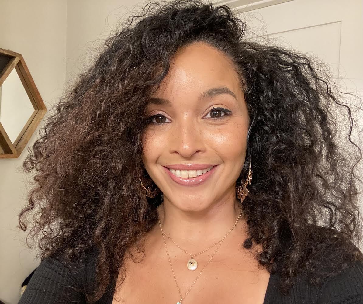 Dr.-Mirella-Diaz-Santos